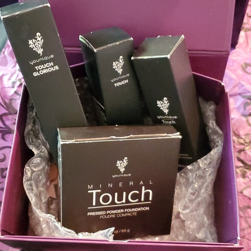 BEAUTY IN A BOX